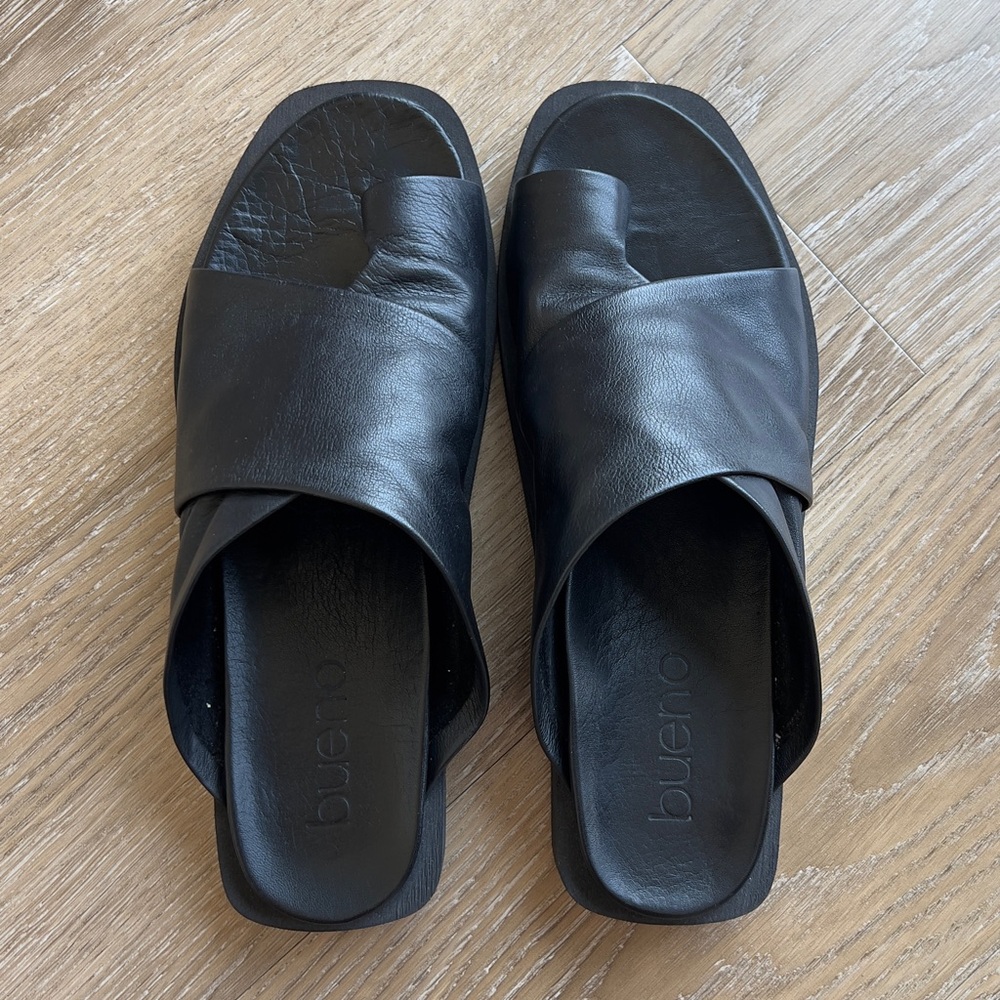 Bueno Black Leather Slide Sandals